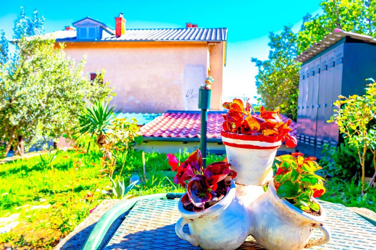 Vacation Home Grill & Chill With 350M2 Garden With Bbq Novi Vinodolski Εξωτερικό φωτογραφία