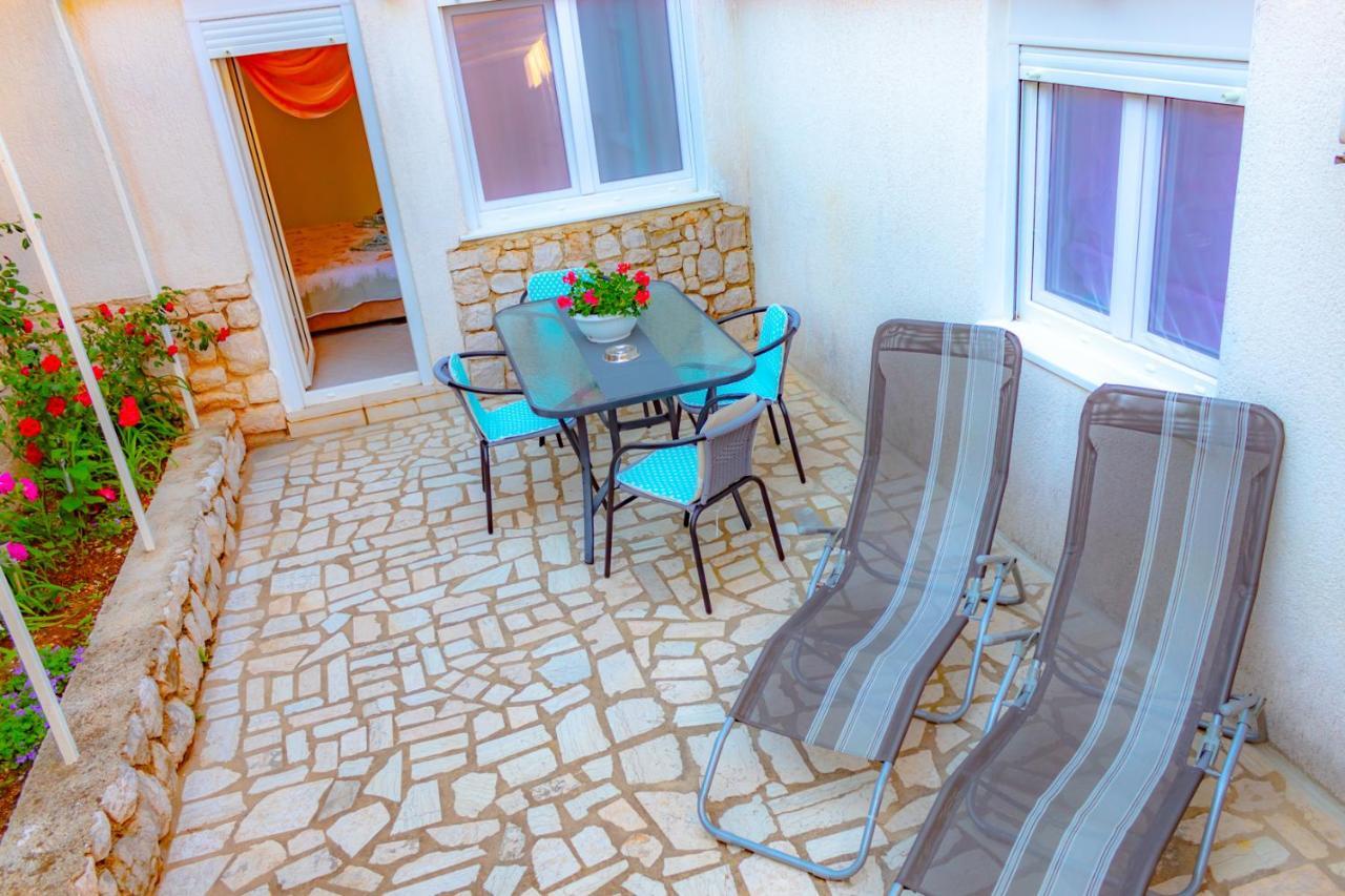 Vacation Home Grill & Chill With 350M2 Garden With Bbq Novi Vinodolski Εξωτερικό φωτογραφία