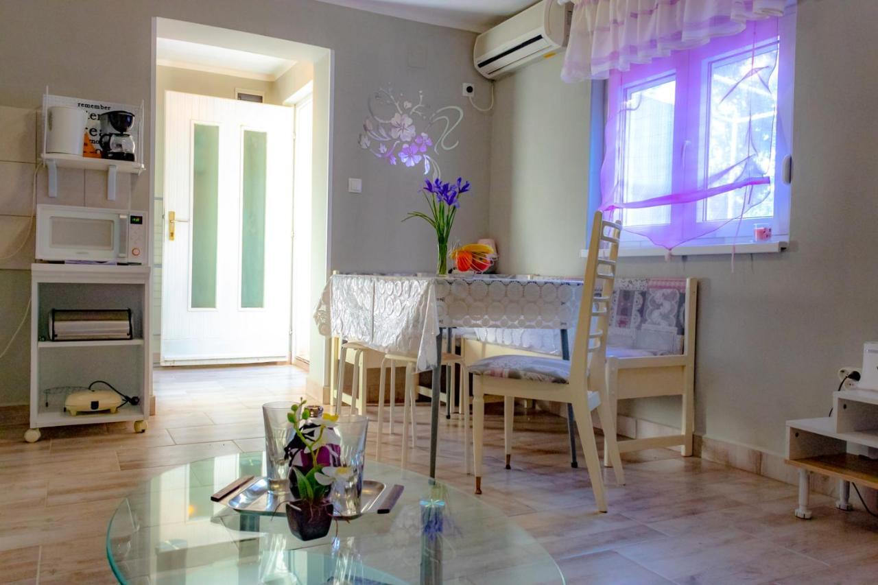Vacation Home Grill & Chill With 350M2 Garden With Bbq Novi Vinodolski Εξωτερικό φωτογραφία