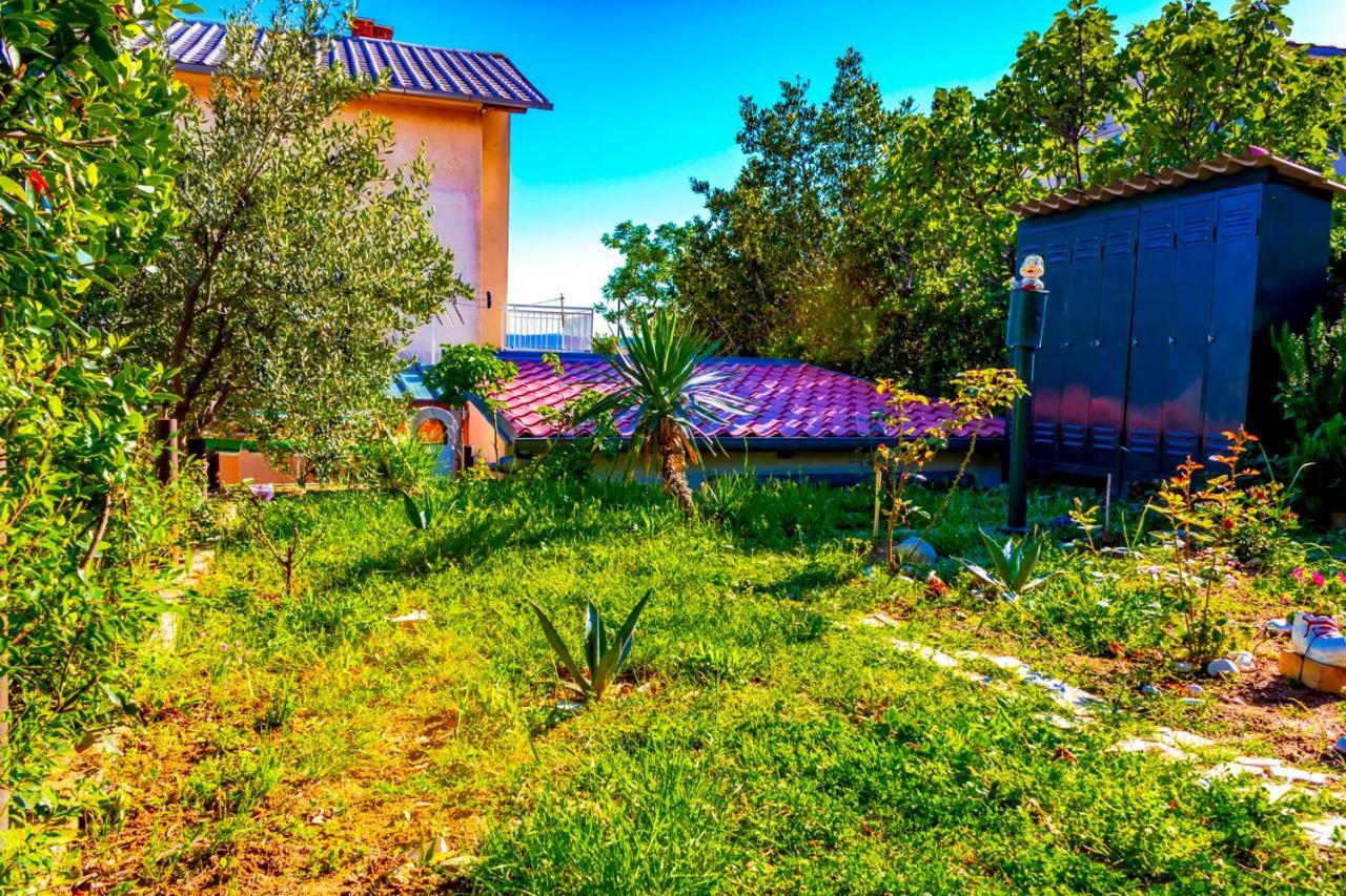 Vacation Home Grill & Chill With 350M2 Garden With Bbq Novi Vinodolski Εξωτερικό φωτογραφία